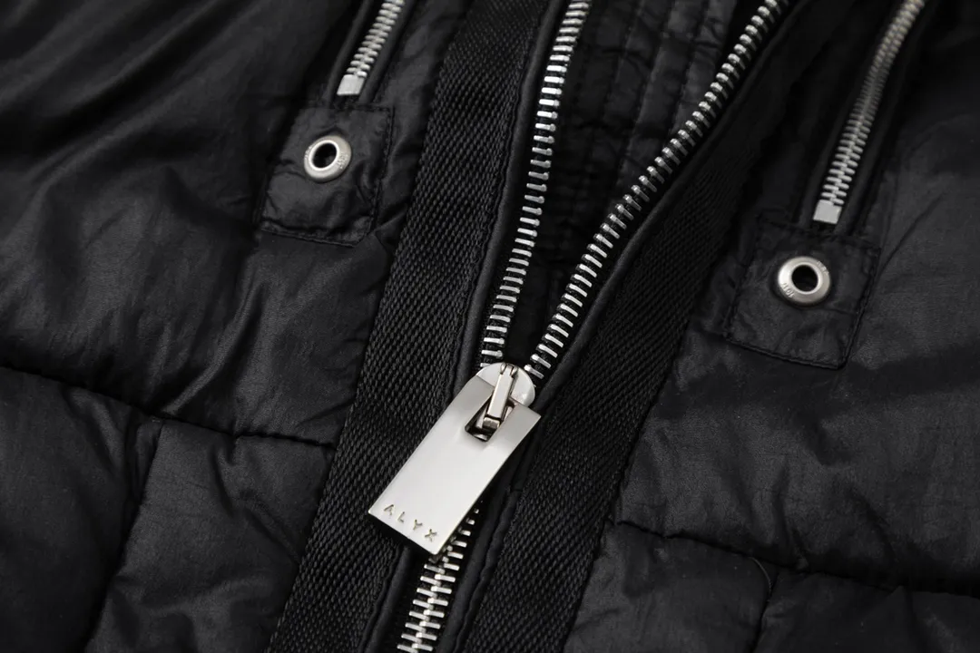 Moncler/ Same Style ， Classic New Arrival logo ， ! ! ! ! ! ， ， ， ， ! ， 90% 10% ! ， ! ! : m ! ! Breathable ! ! ， ! ， ! ! ! : White Black Size：1/2/3/4/5
